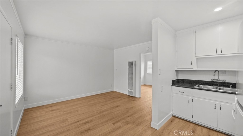 572 Nebraska Avenue - Photo 1