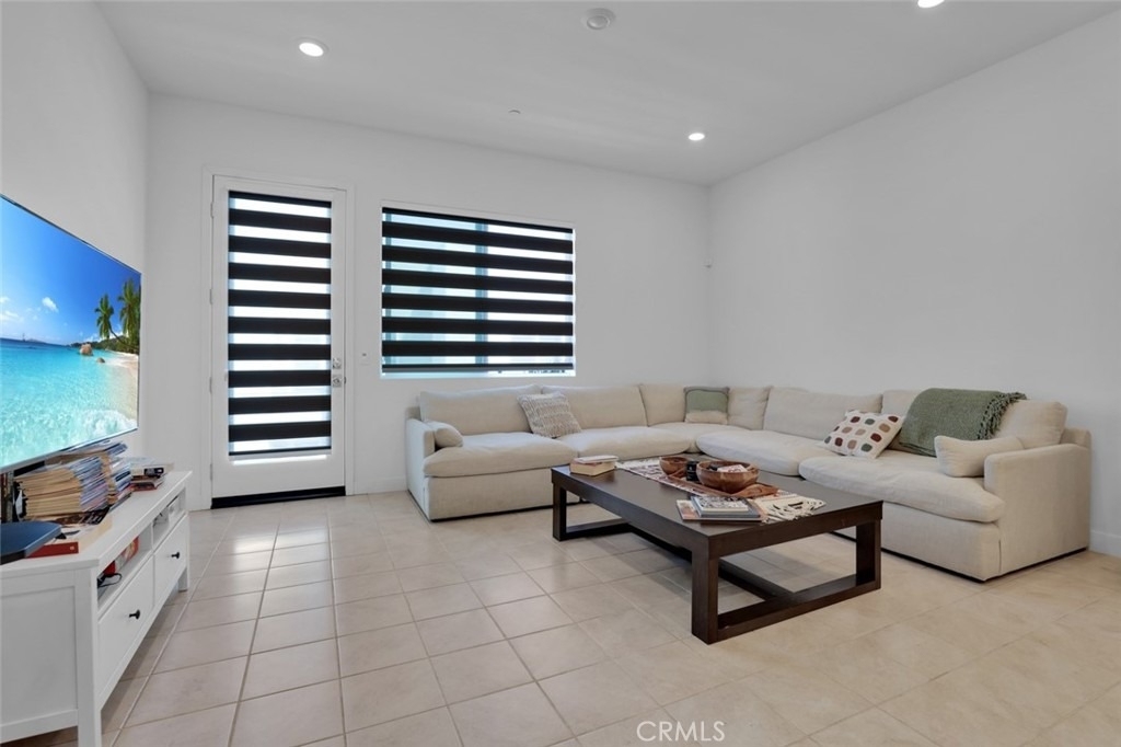 145 Sash - Photo 15