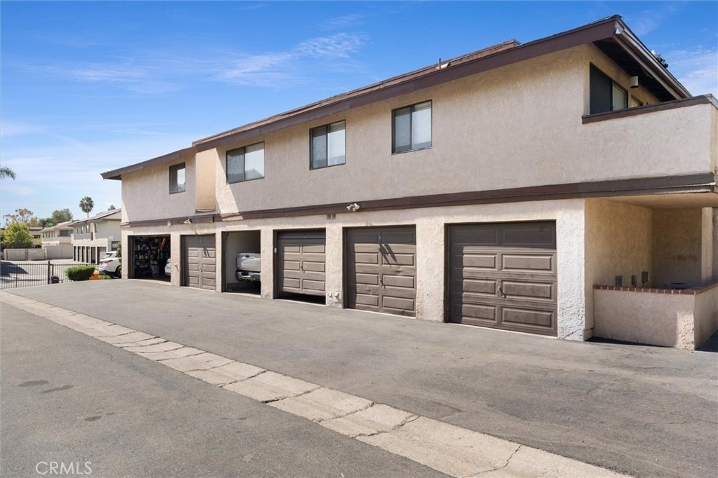 24525 Bendricon - Photo 21