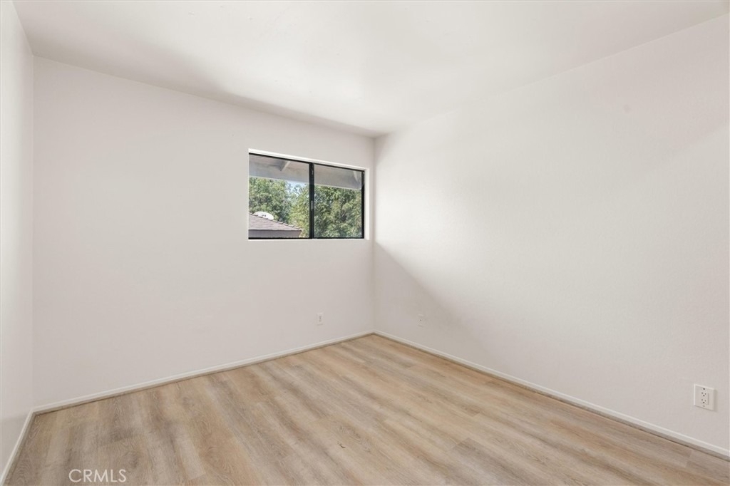 24525 Bendricon - Photo 12