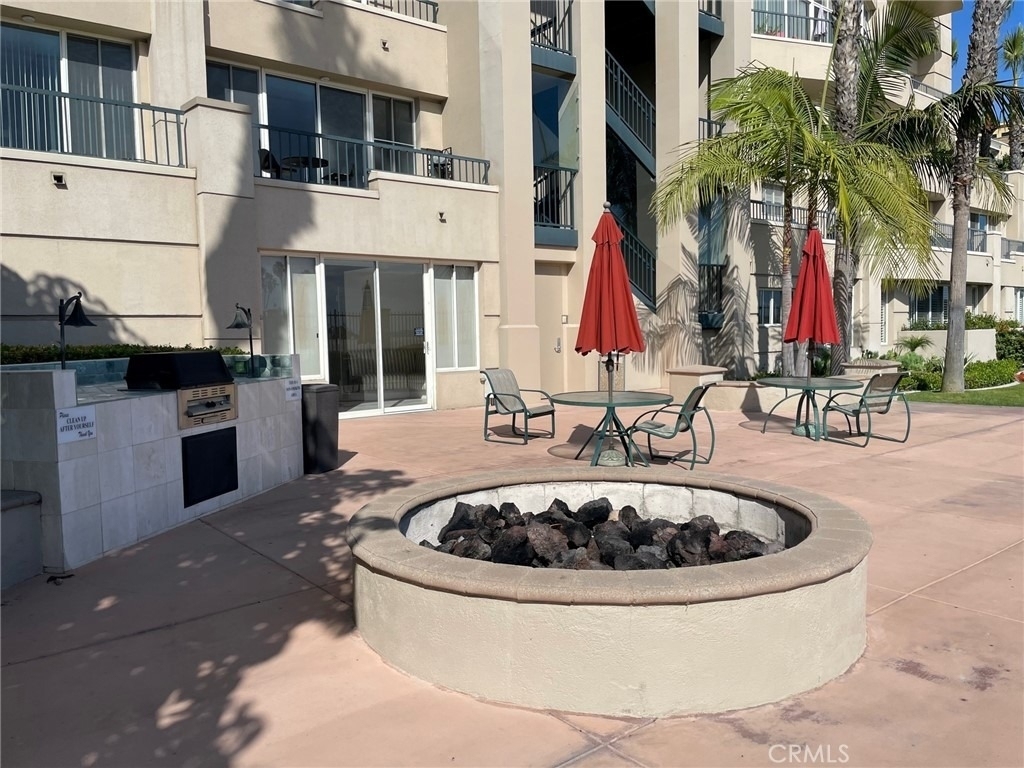 850 E Ocean Boulevard - Photo 2
