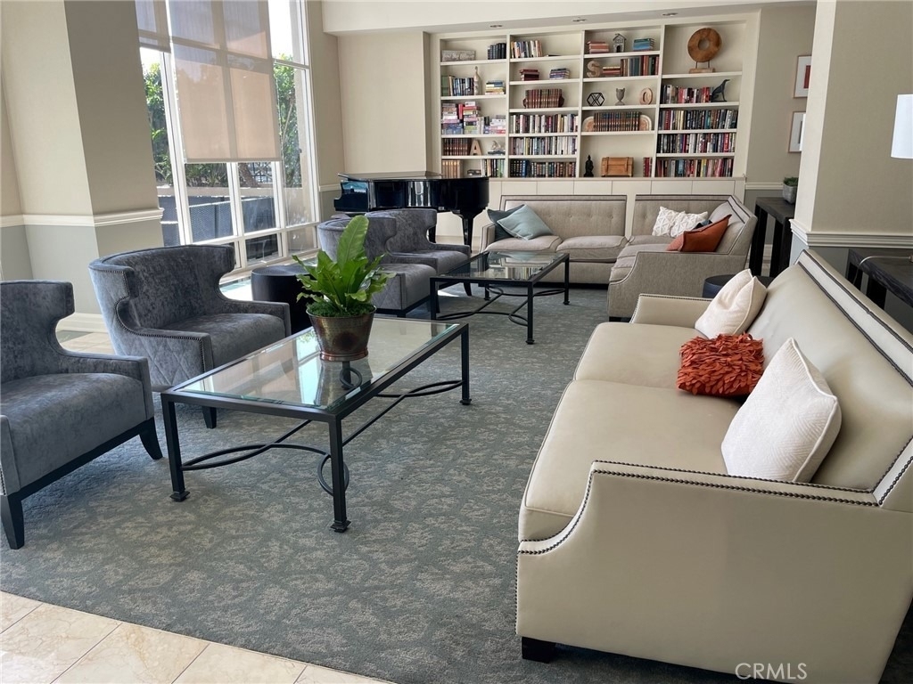 850 E Ocean Boulevard - Photo 4