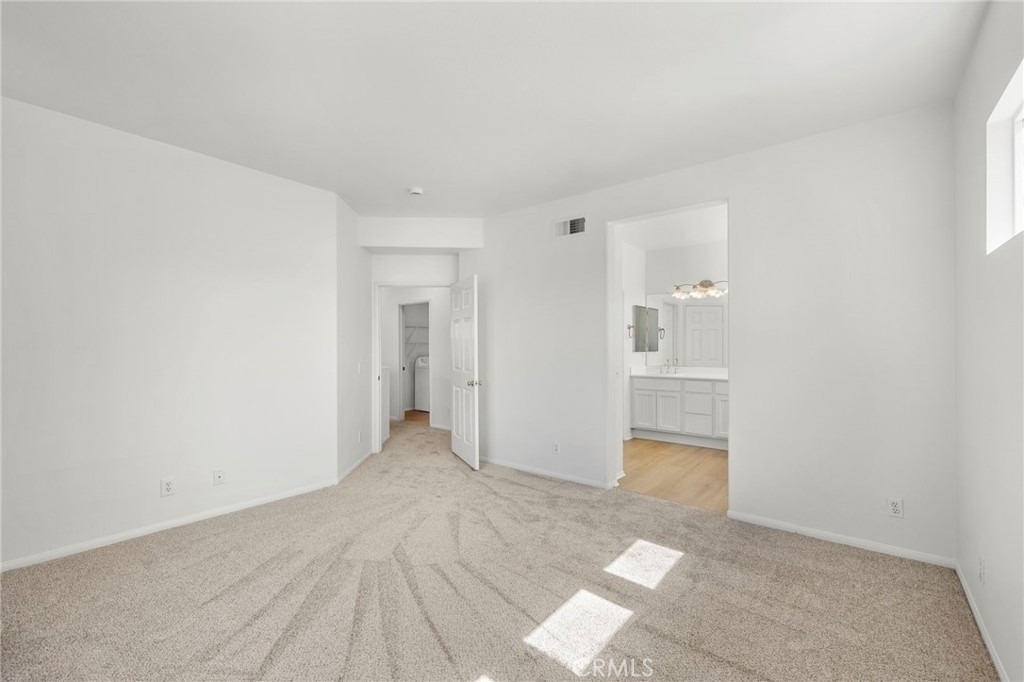 12 Danbury - Photo 9