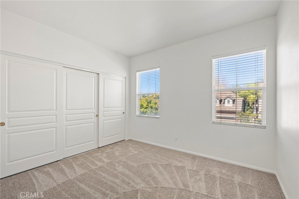 12 Danbury - Photo 11