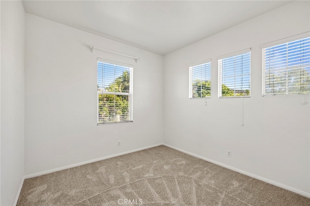12 Danbury - Photo 12