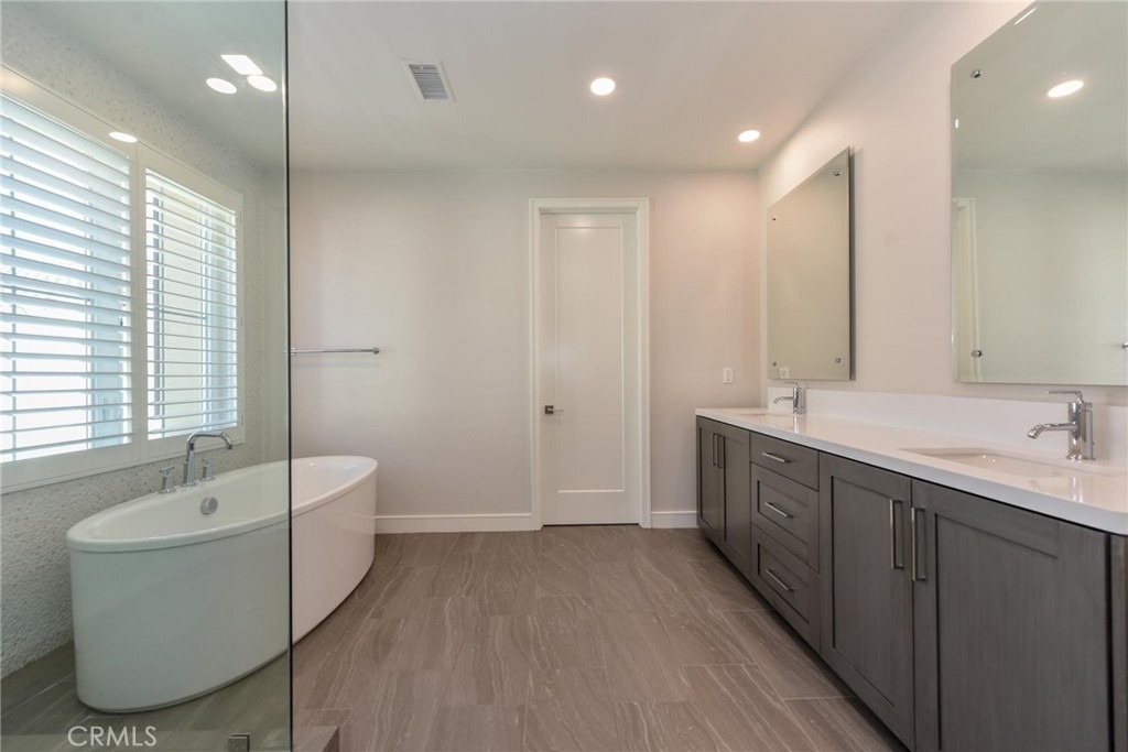 121 Linda Vista - Photo 18