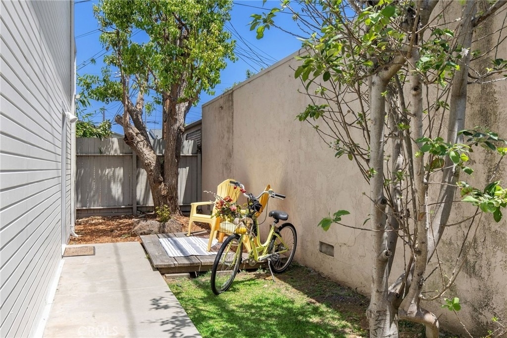 4124 E 5th - Photo 2