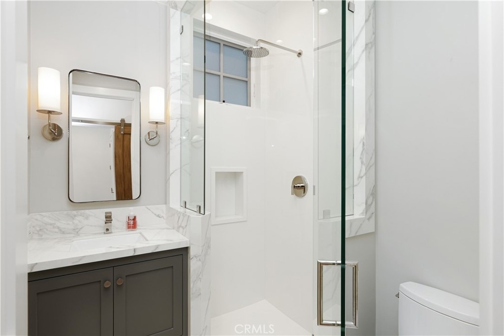 708 Heliotrope Avenue - Photo 29