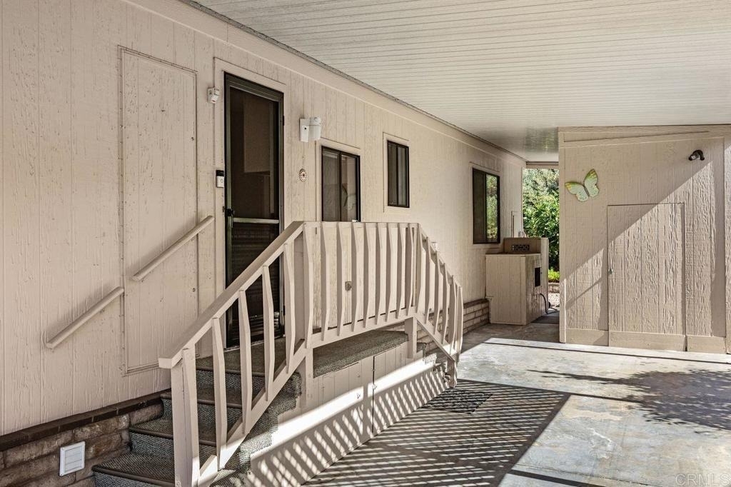 8975 Lawrence Welk Dr - Photo 3