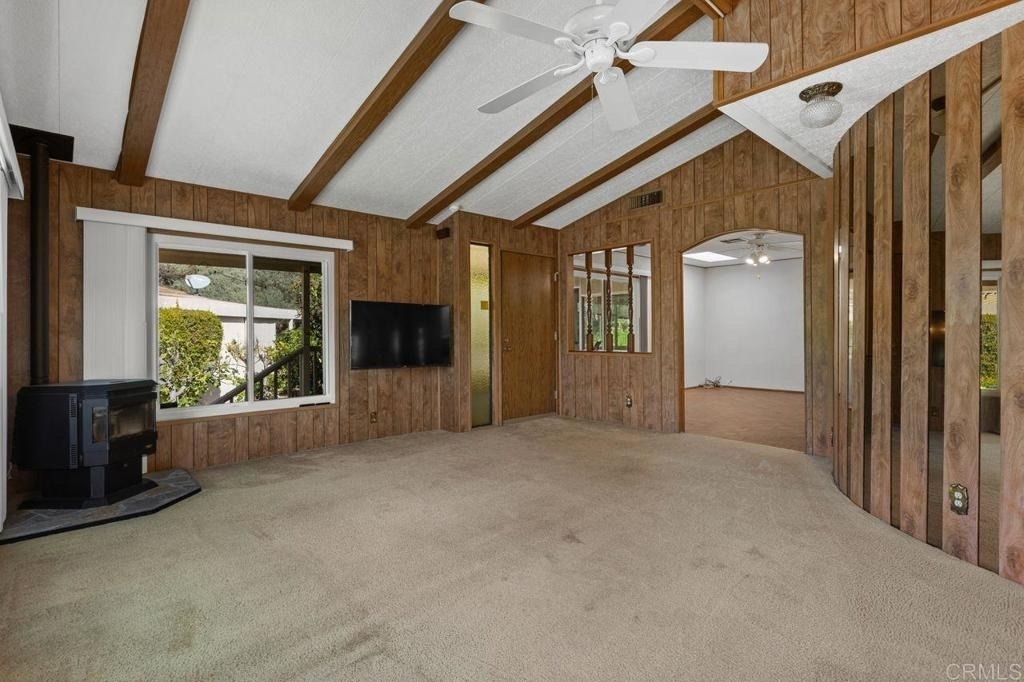 8975 Lawrence Welk Dr - Photo 16