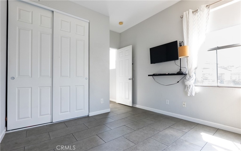 7583 Hazard Center Dr - Photo 13