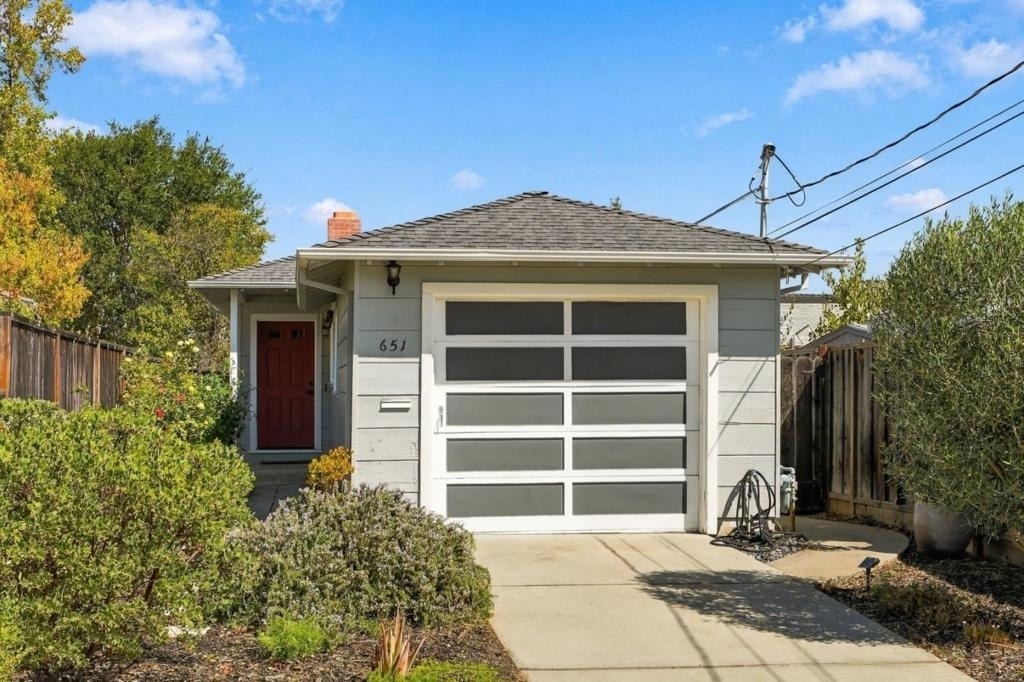 651 Topaz Street - Photo 1