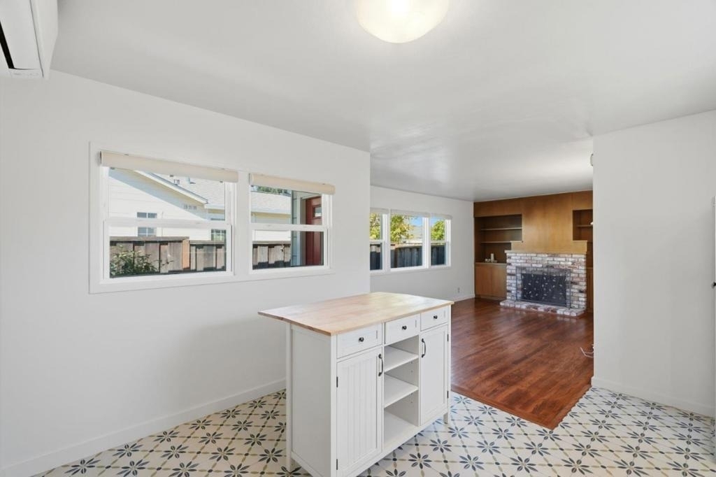 651 Topaz Street - Photo 8