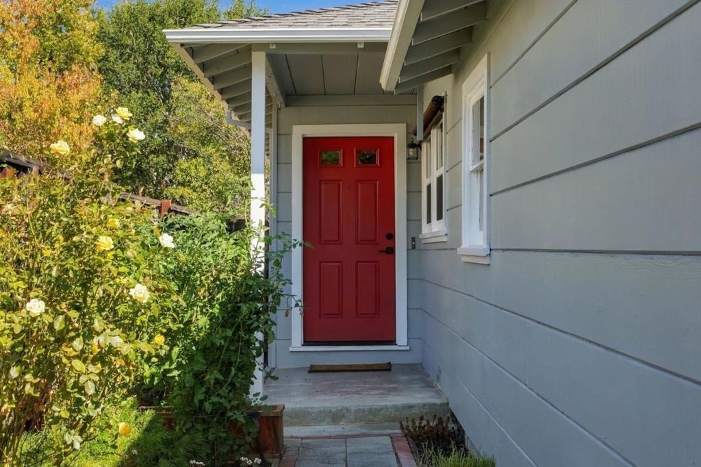 651 Topaz Street - Photo 2