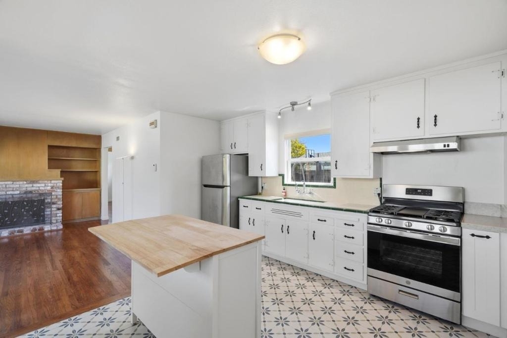 651 Topaz Street - Photo 9