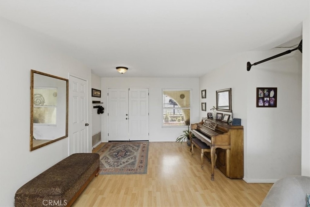 2715 Brockton - Photo 1
