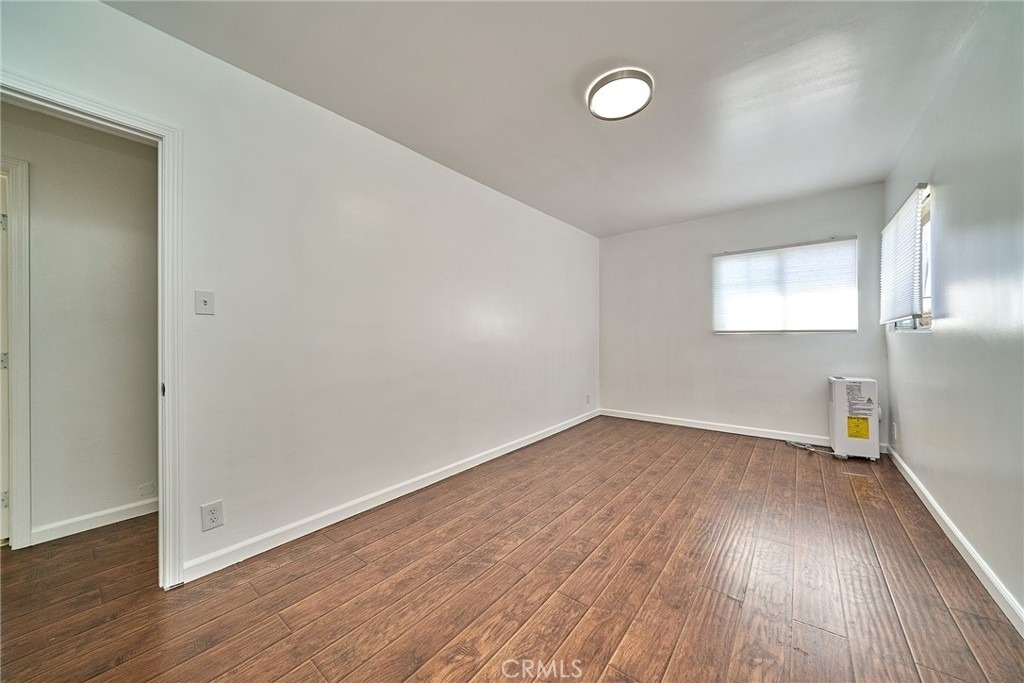 3011 S West View - Photo 13