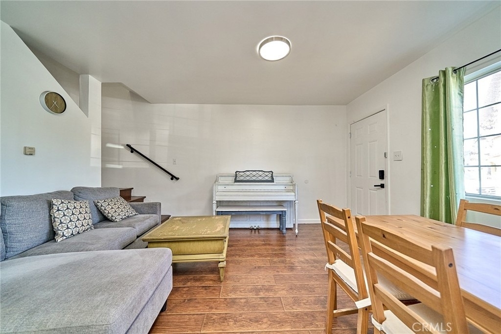 3011 S West View - Photo 7
