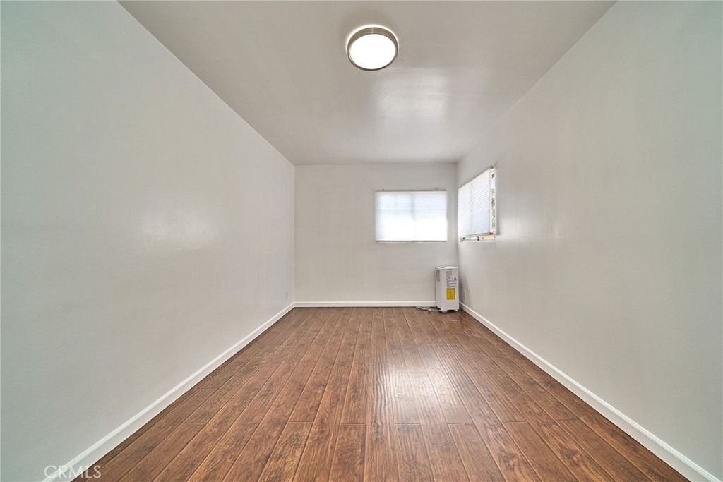 3011 S West View - Photo 12
