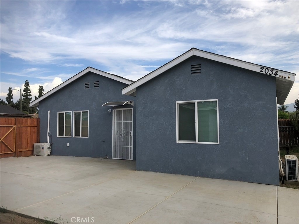 2034 W Mill - Photo 0