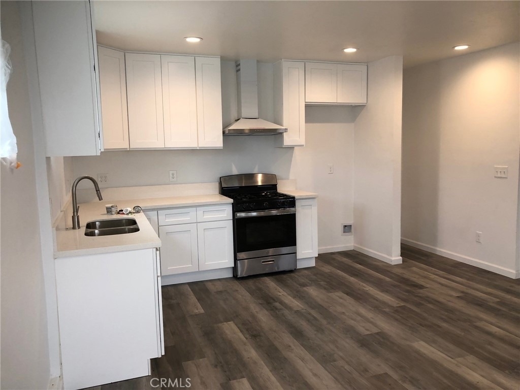 2034 W Mill - Photo 5