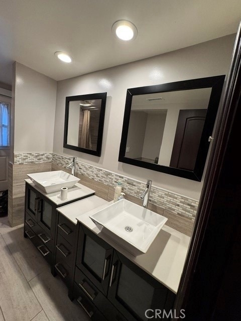2840 Hudson Avenue - Photo 13