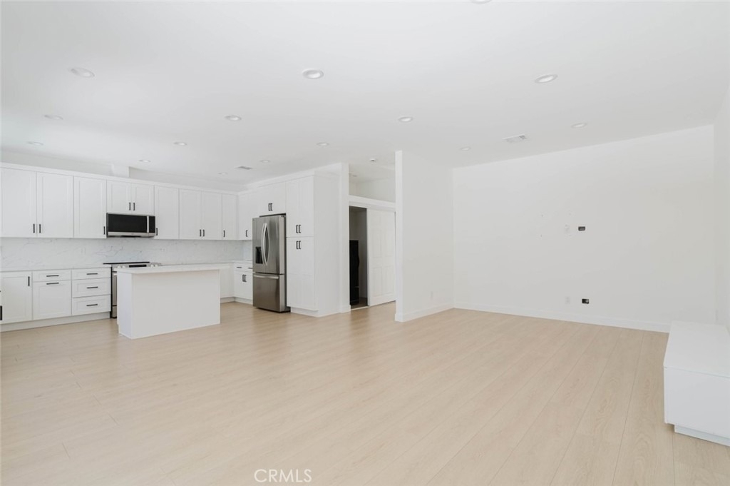7746 Shadyspring Place - Photo 4