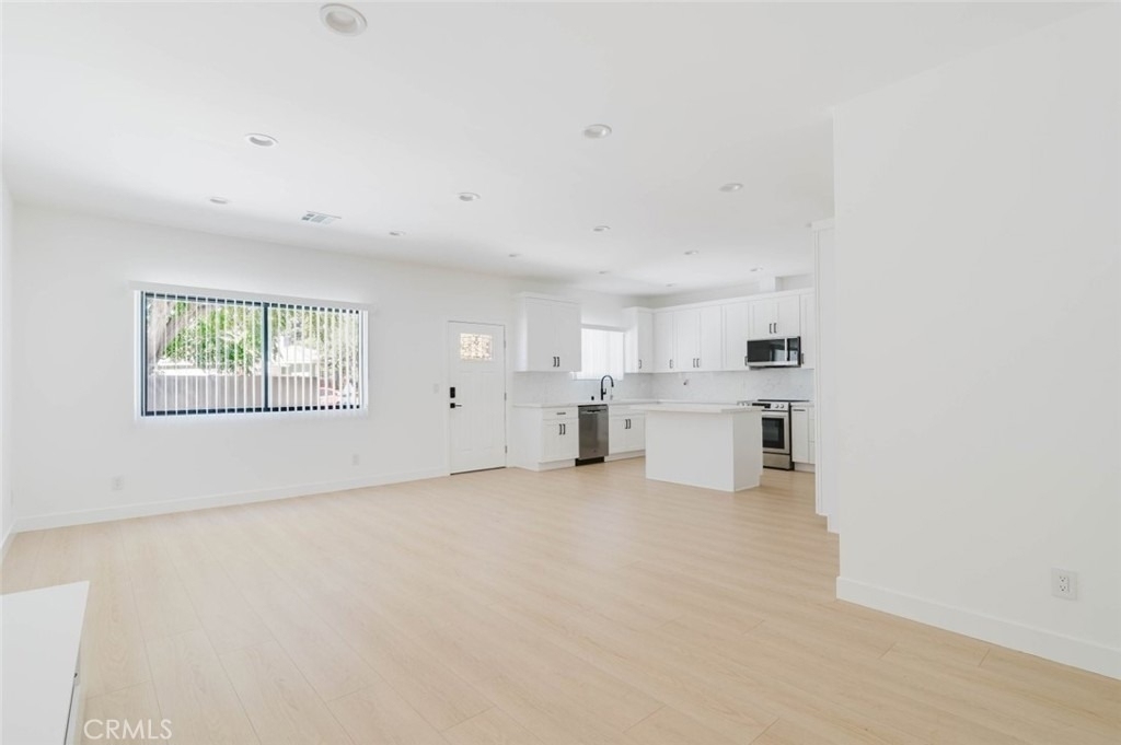 7746 Shadyspring Place - Photo 5