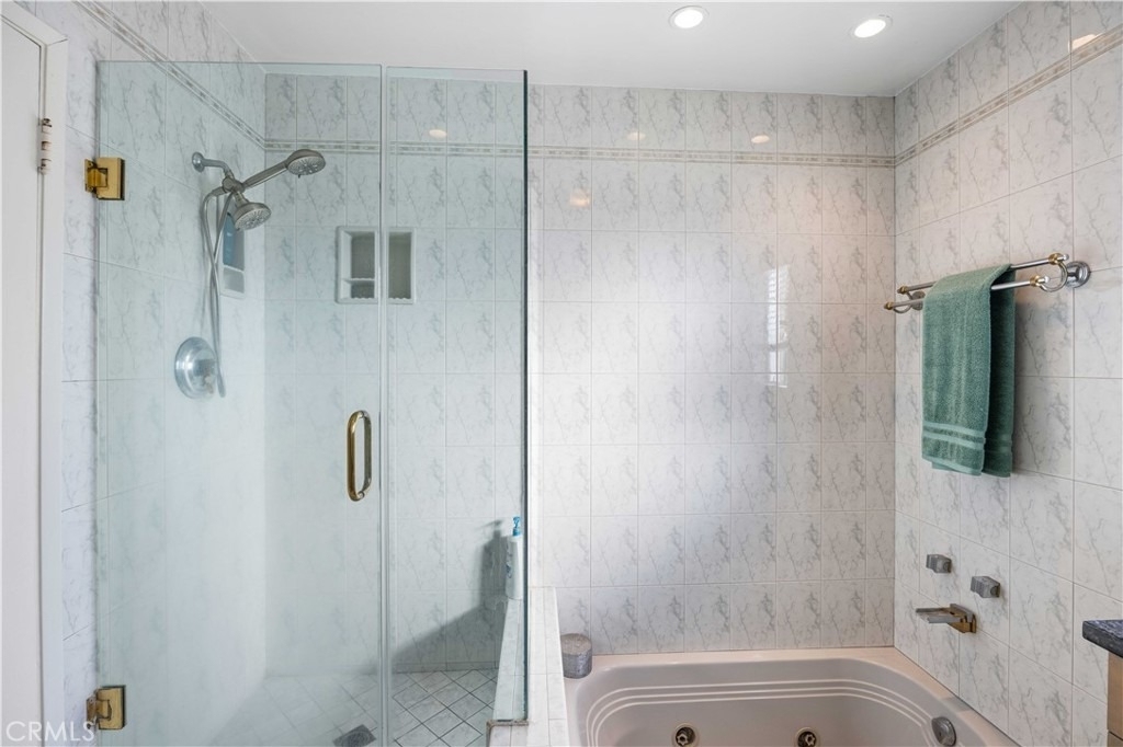 1207 Graynold - Photo 23