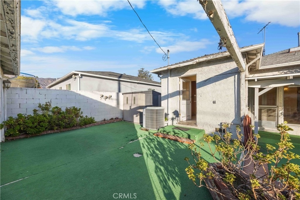 1207 Graynold - Photo 39
