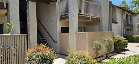 901 Golden Springs #c2 - Photo 0