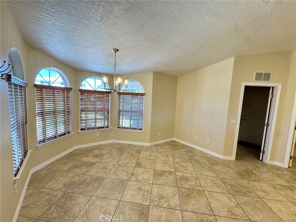 18015 Wildwood Drive - Photo 5
