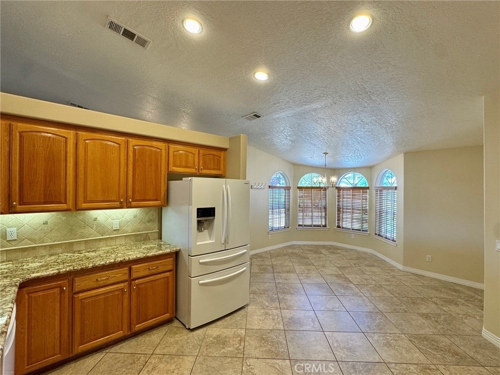 18015 Wildwood Drive - Photo 7