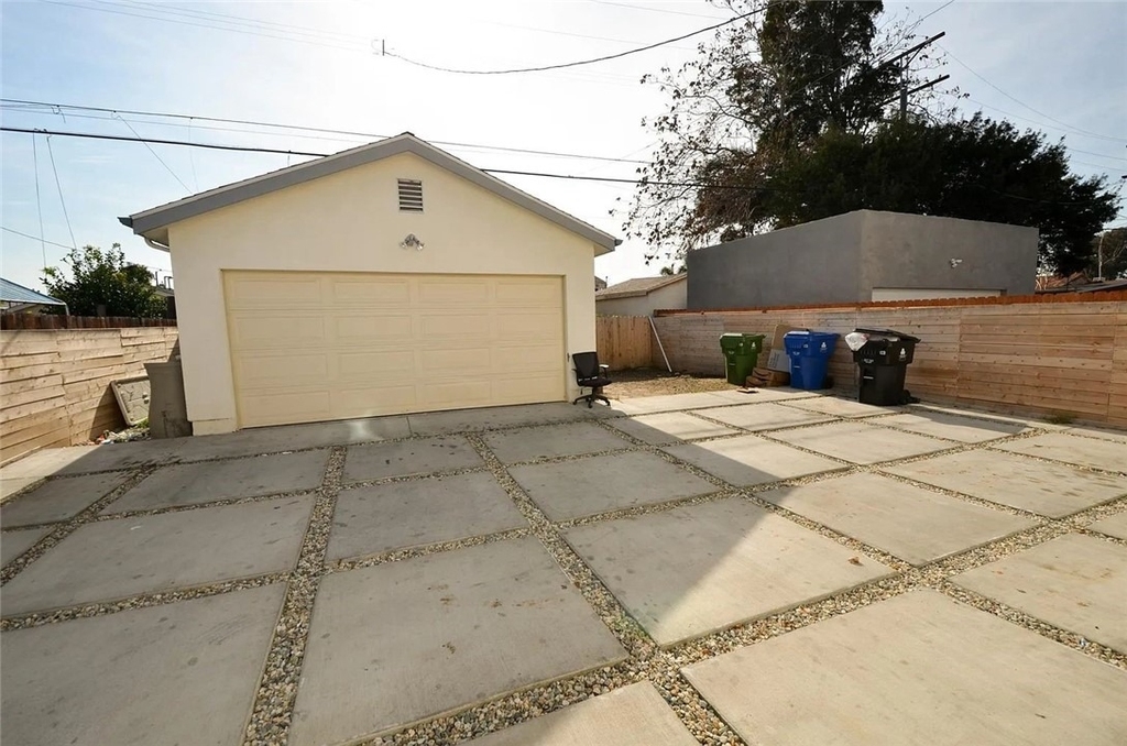 134 E 104th - Photo 20