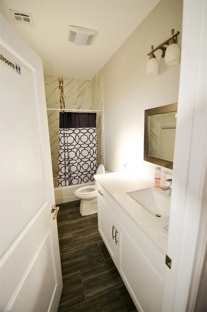 134 E 104th - Photo 8