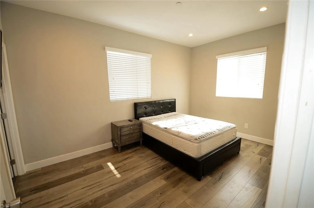 134 E 104th - Photo 13