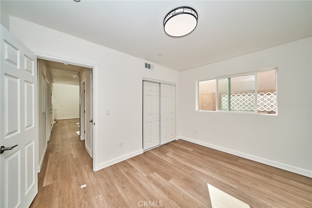 3259 Evelyn - Photo 6