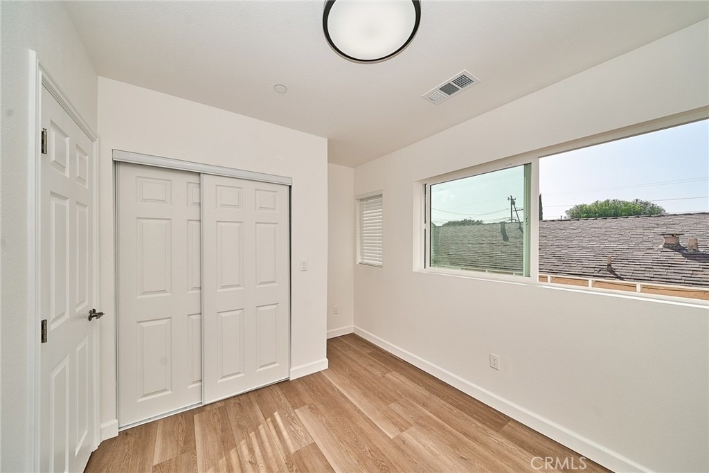 3259 Evelyn - Photo 11