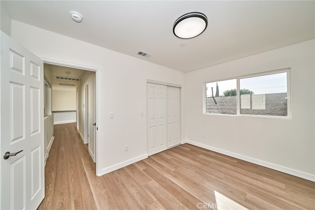 3259 Evelyn - Photo 14