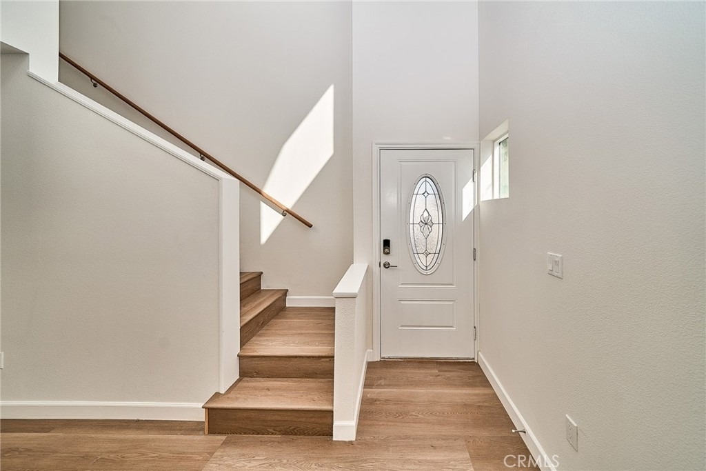 3259 Evelyn - Photo 1