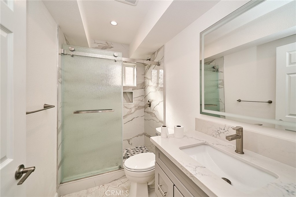 3259 Evelyn - Photo 4