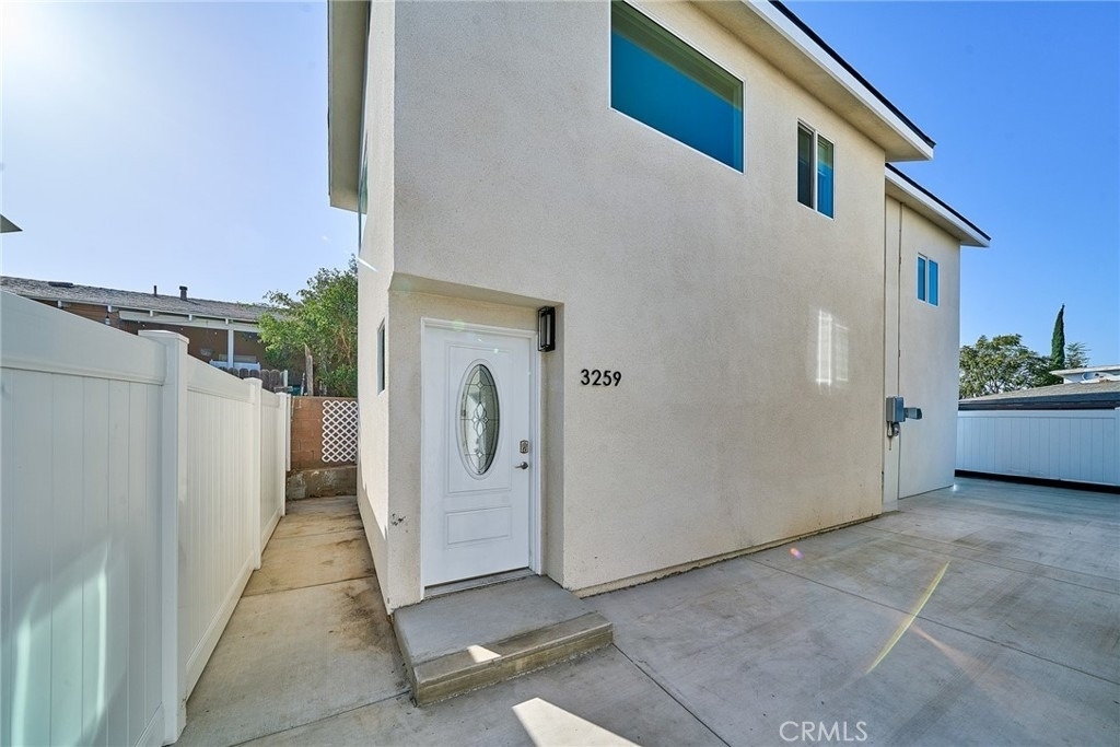3259 Evelyn - Photo 15