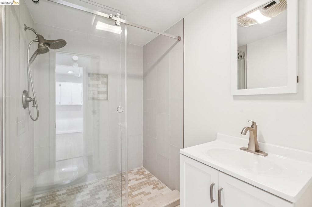 3625 Madrone Dr - Photo 17