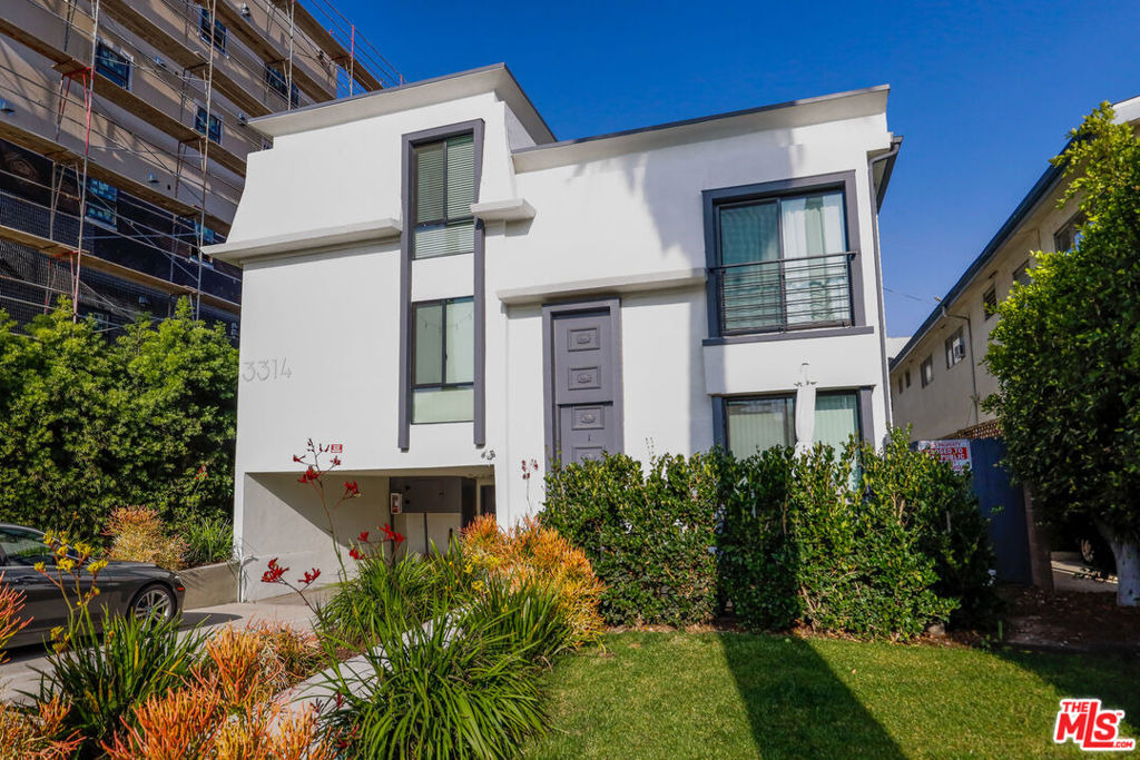 3314 S Mentone Avenue - Photo 11