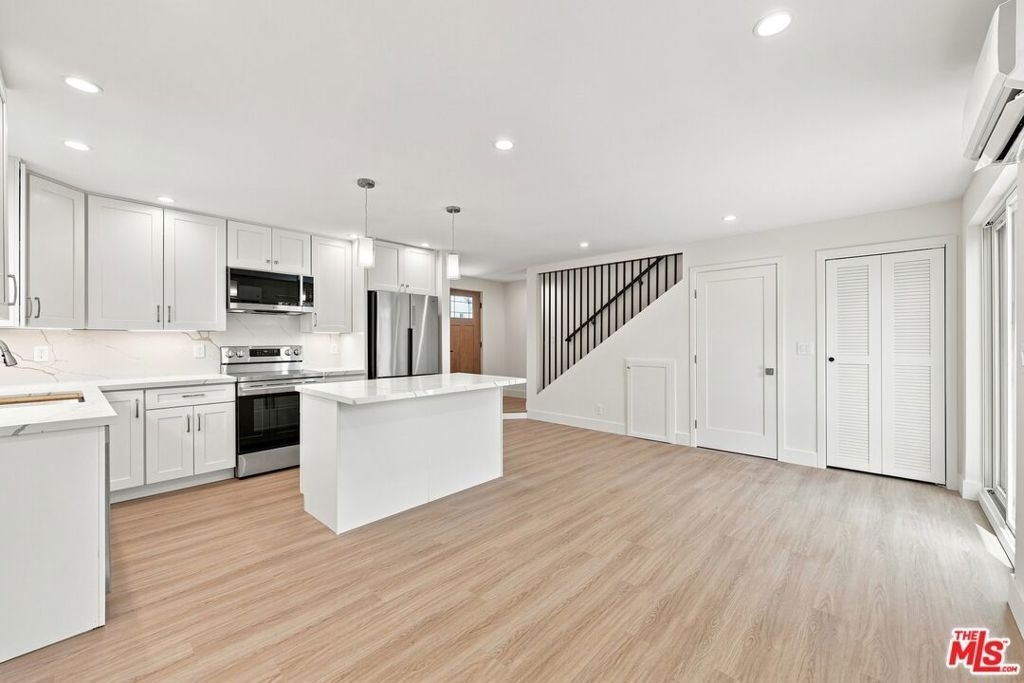 20212 W Gault Street - Photo 6