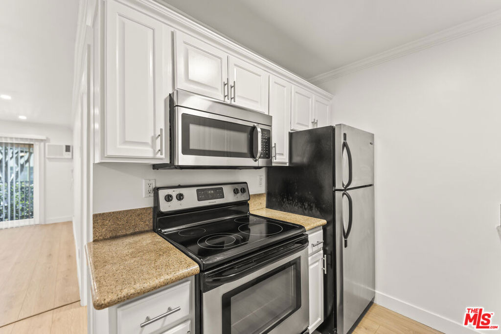 2901 4th Street - Photo 7