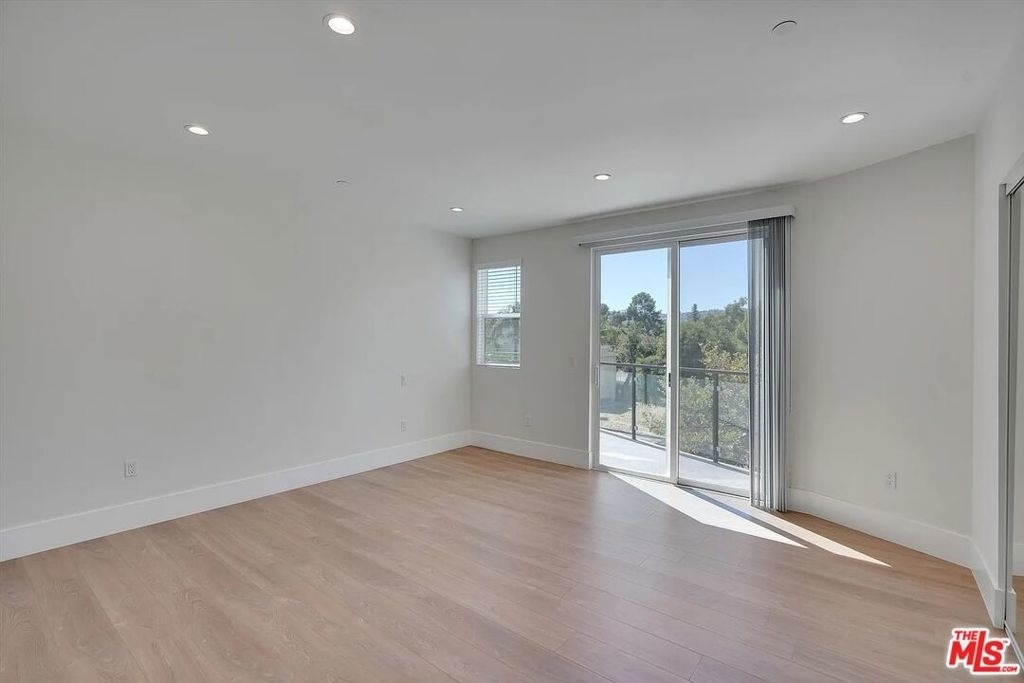 14419 Riverside Drive - Photo 11