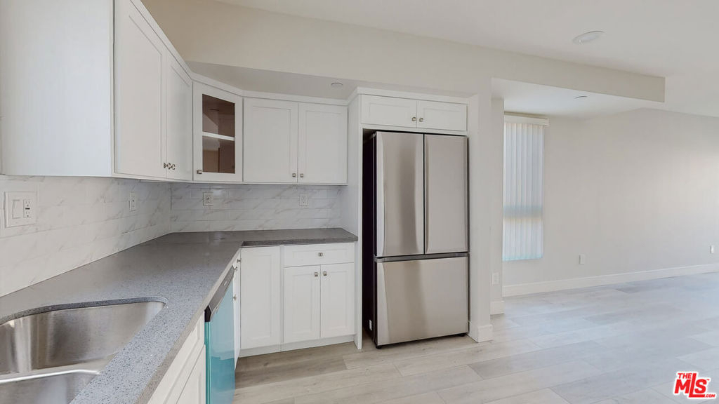 307 Rosemont Avenue - Photo 4