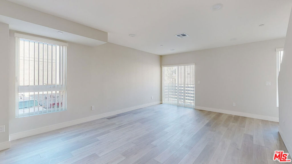 307 Rosemont Avenue - Photo 7