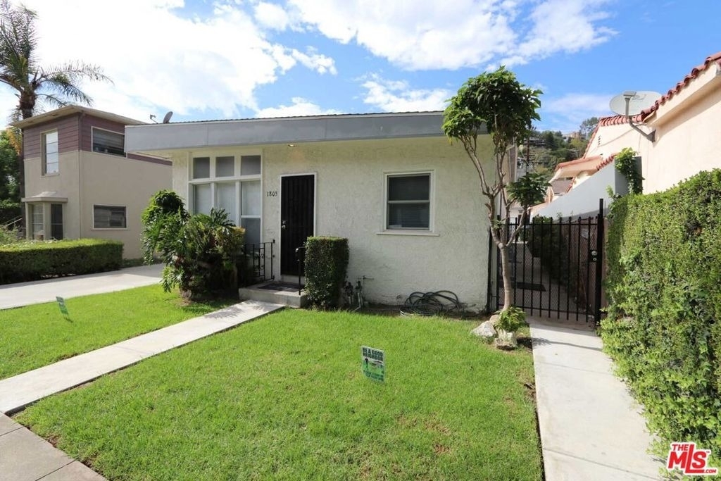 1805 Silver Lake Boulevard - Photo 1